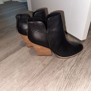 KorkEase Booties